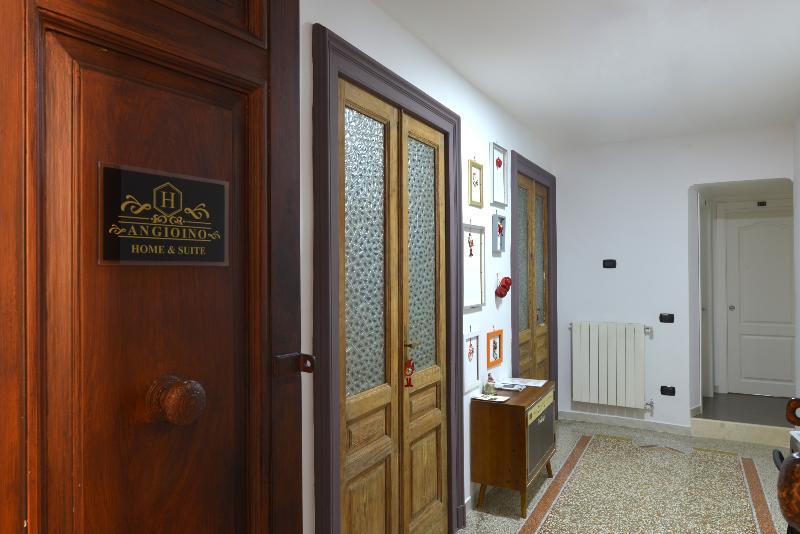 Napoli Central City エクステリア 写真